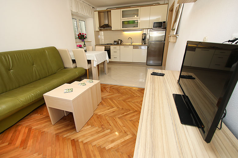Apartments City, Makarska - living room