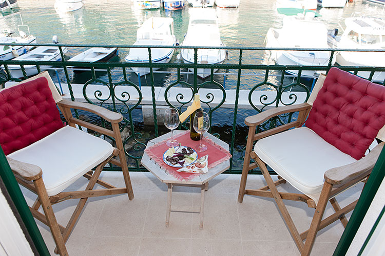 Apartments Columba, Makarska - balcony