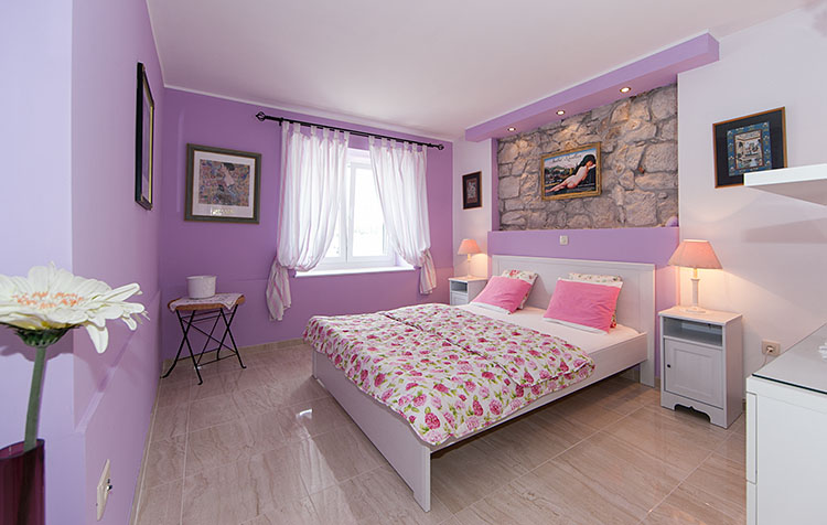 Apartments Columba, Makarska - bedroom