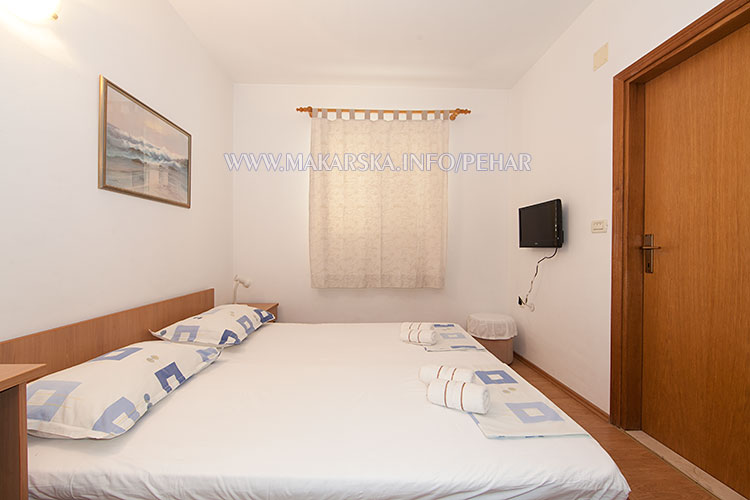 apartments Lidija Pehar, Makarska - bedroom