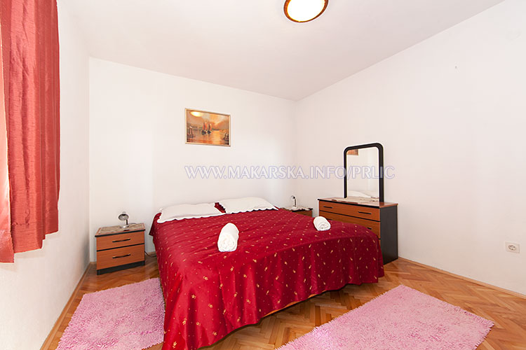 apartments Prli, Makarska - bedroom