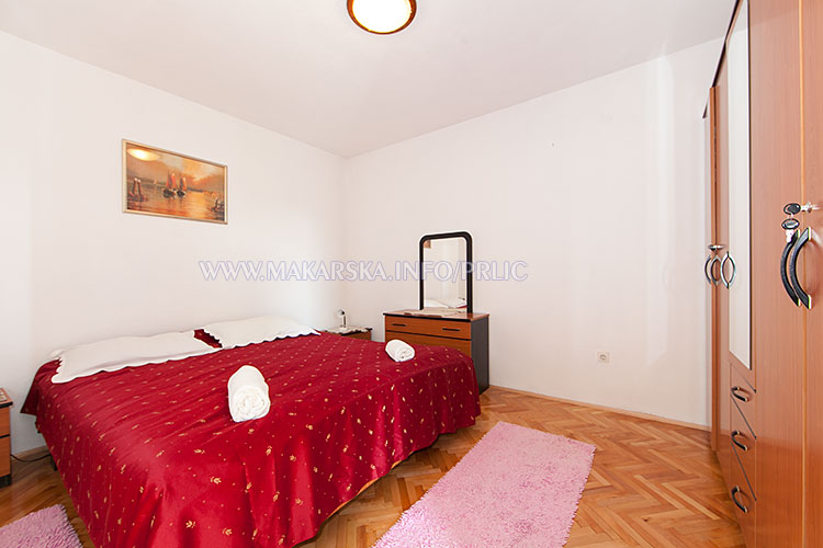apartments Prli, Makarska - bedroom