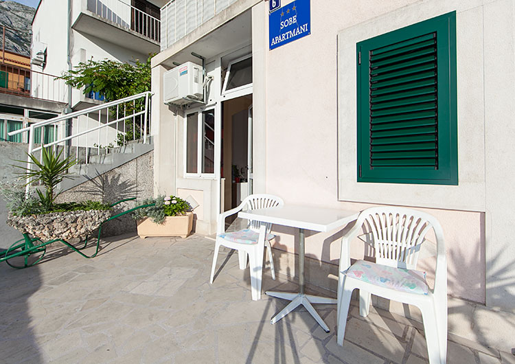 Apartments Tomaš, Makarska - terrace